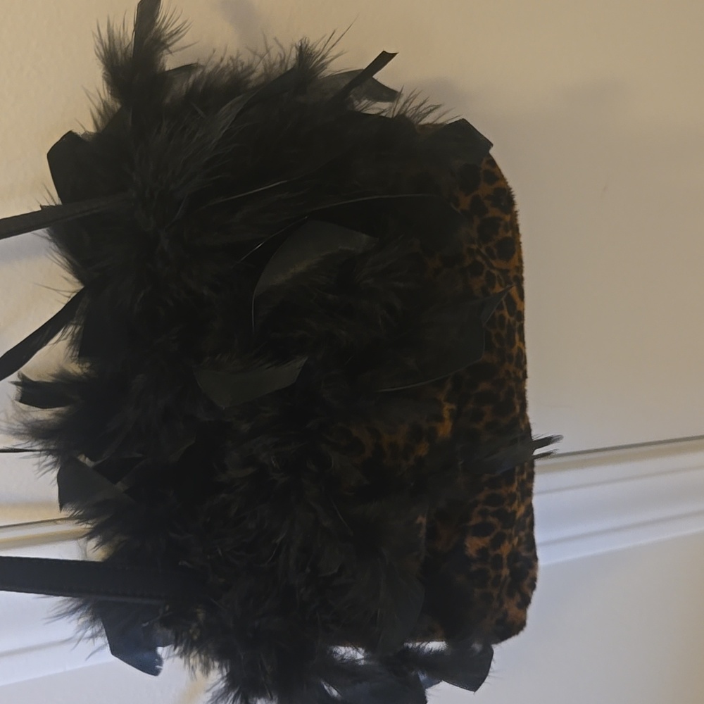 Black Feathered Leopard Womens Small Bag With Handle - Picture 3 of 5